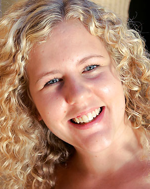 Sammy GirlsOutWest amateur